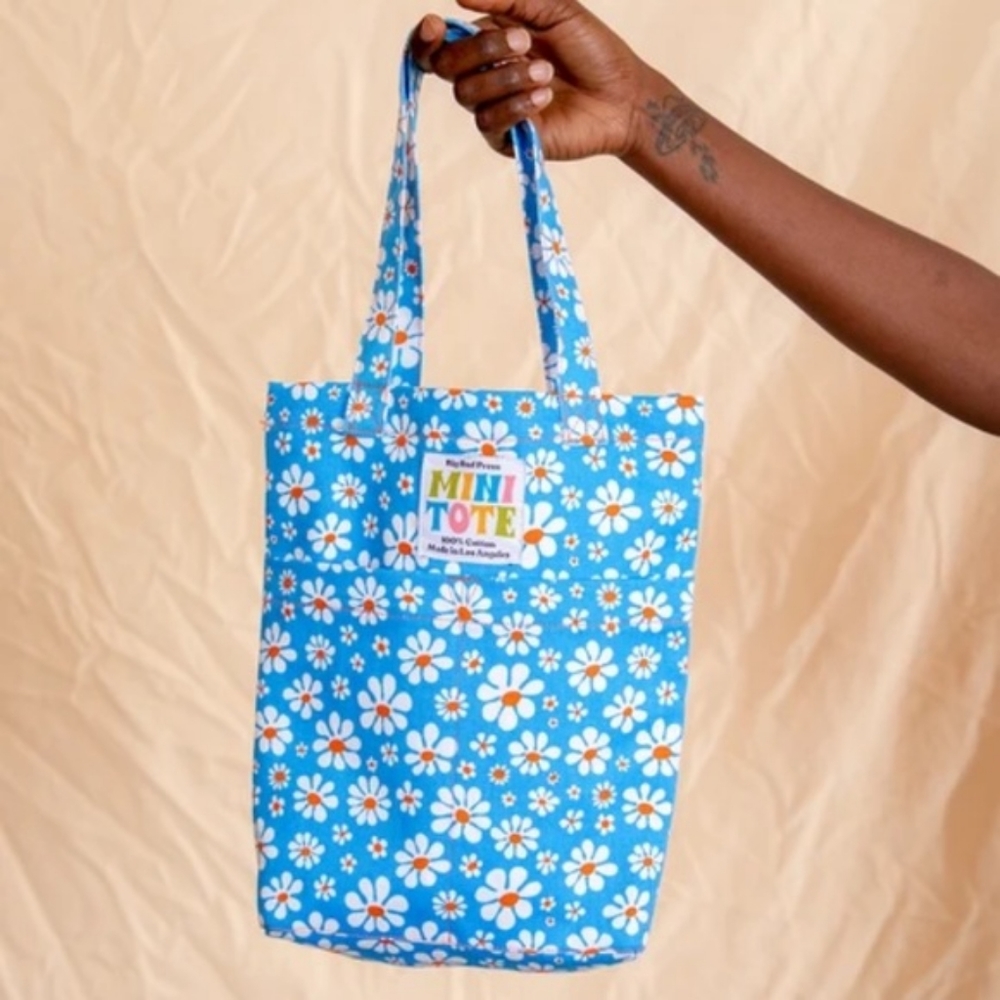 RARE Big Bud Press Mini Tote in Blue Lazy Daisy